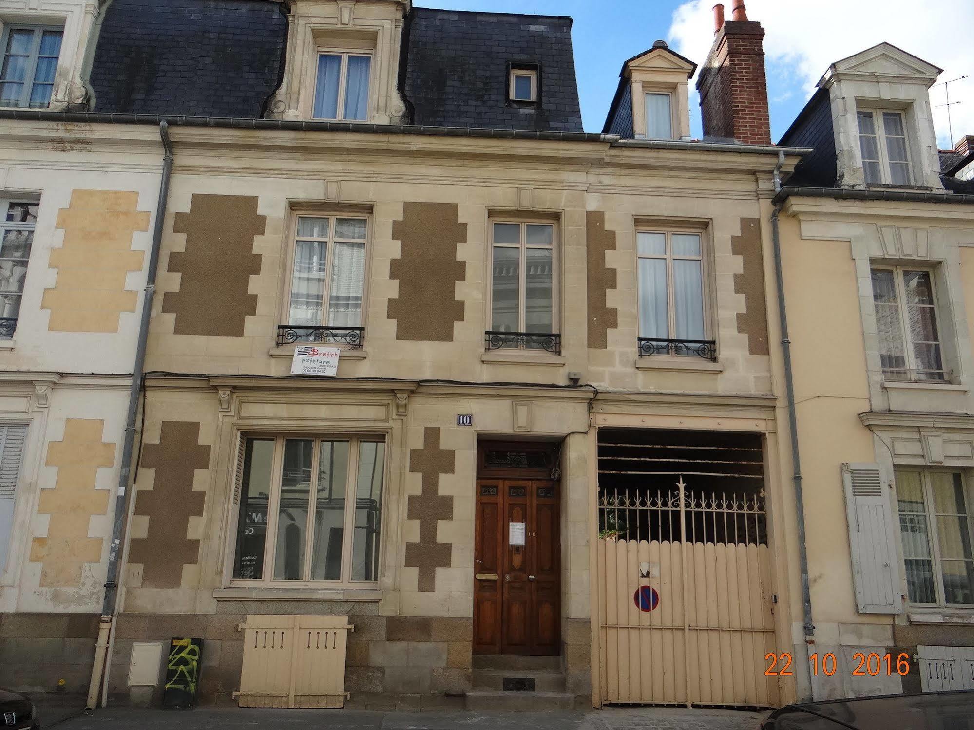 Garden Apparts Rennes Centre Gare Экстерьер фото